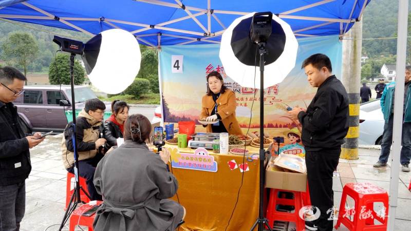 巴黎圣日耳曼后程发力登顶