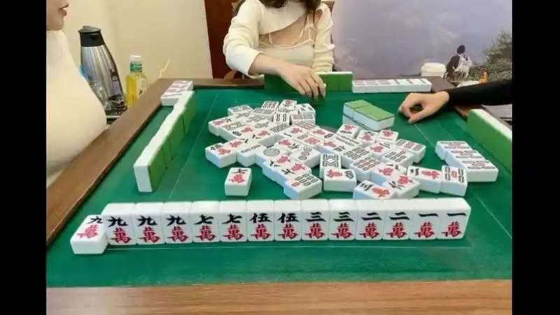 勇士末节三分雨逆转太阳
